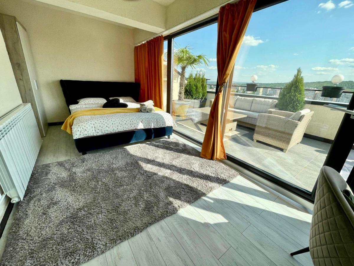 Penthouse Exclusive View , Iasiアパートメント エクステリア 写真