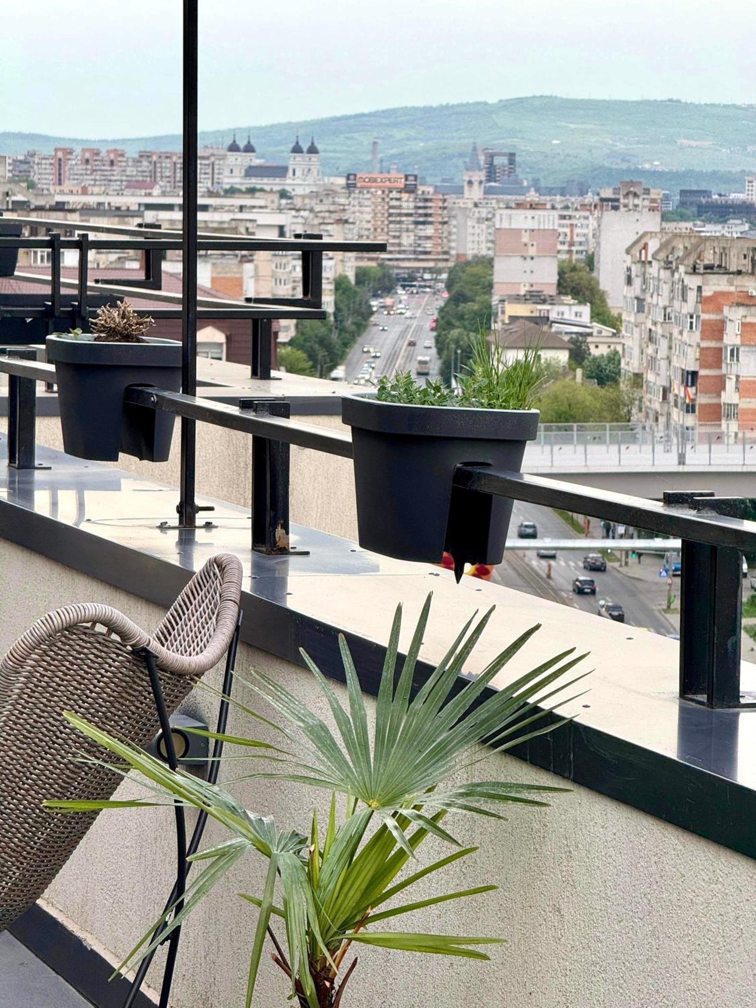Penthouse Exclusive View , Iasiアパートメント エクステリア 写真
