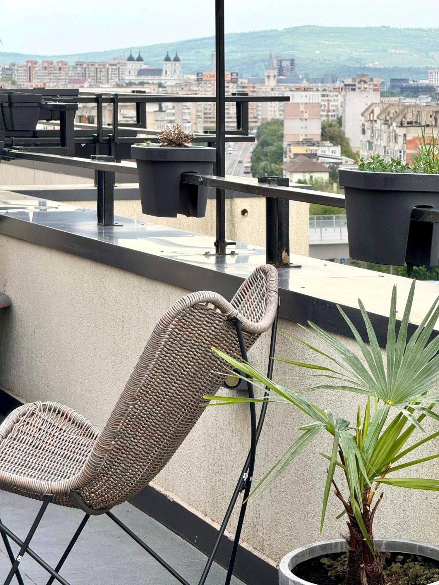 Penthouse Exclusive View , Iasiアパートメント エクステリア 写真